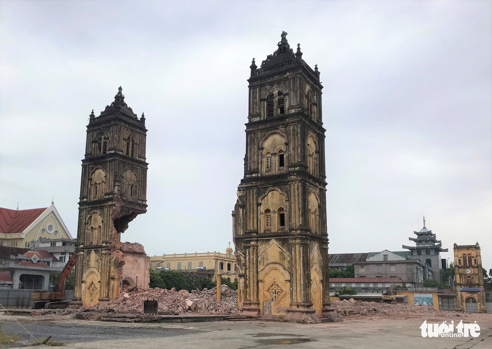 Vietnam’s 135-yo cathedral demolished to make way for replacement
