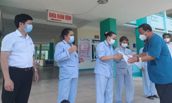 Four COVID-19 patients discharged from hospital in Da Nang