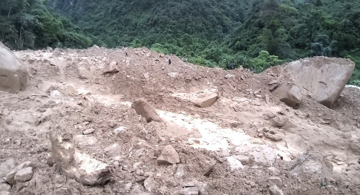 One dead, two missing in landslide, flood in northern Vietnam