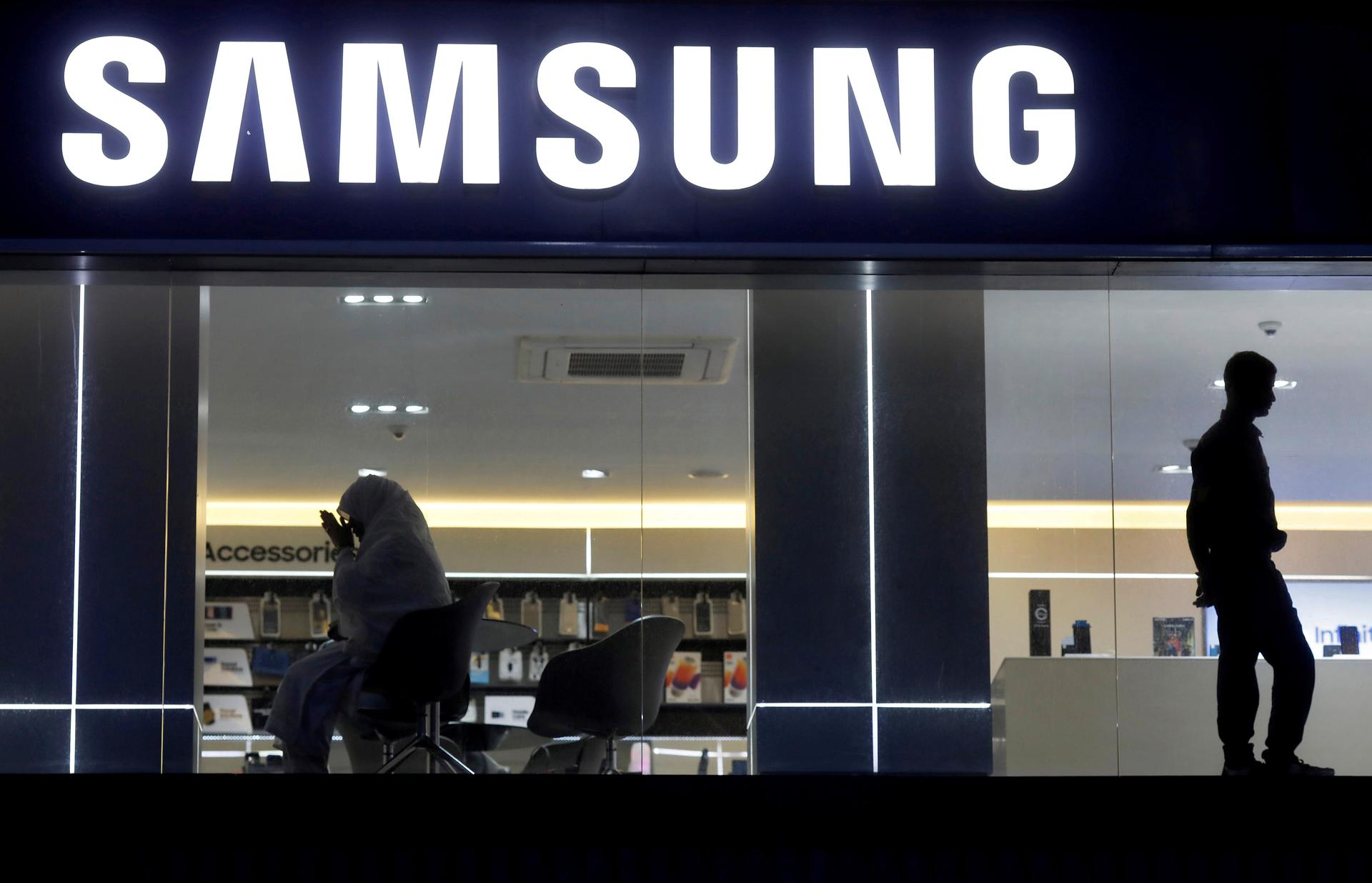 Samsung rebuts report of shifting part of smartphone production from Vietnam to India