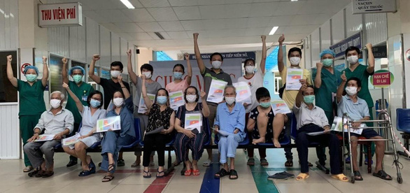 Vietnam confirms 5 new COVID-19 cases, discharges 16