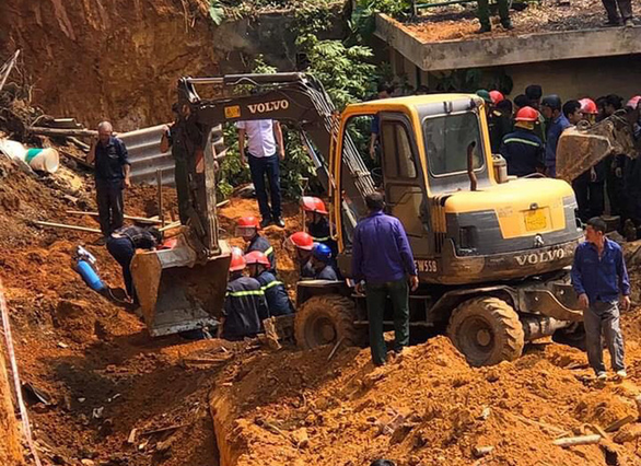 Four dead in land collapse at construction site in Vietnam