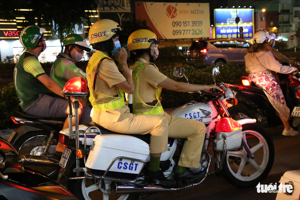 All-female police squad patrols Saigon streets at night