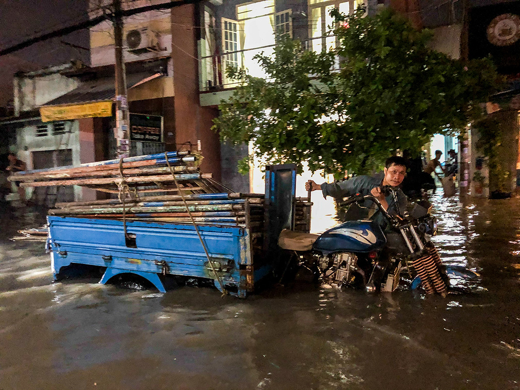 Ho Chi Minh City residents told to brace for full week of rain