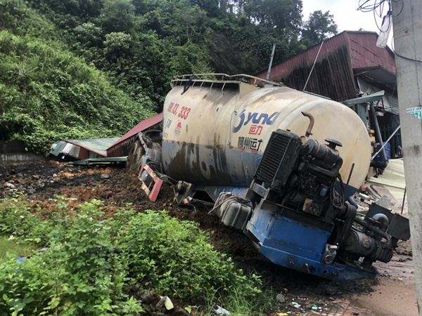 Landslide-triggered house collapse kills boy in northern Vietnam