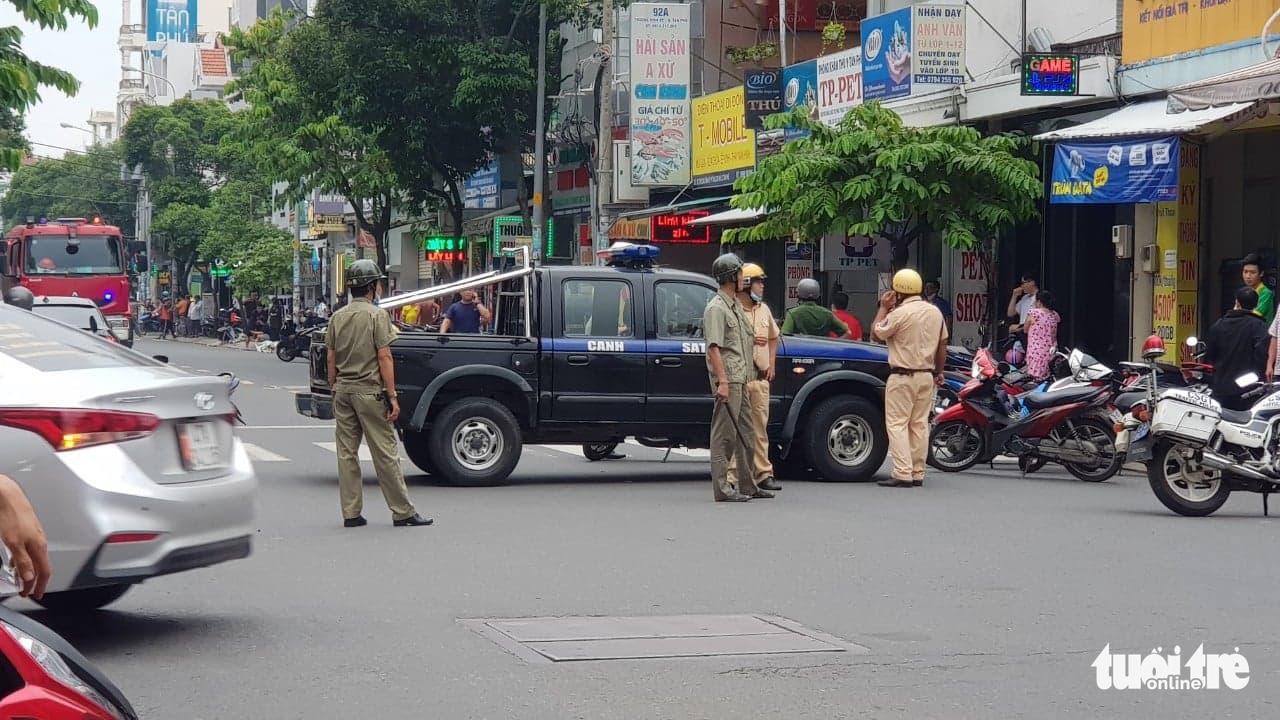 Woman captured after robbing bank, running away in taxi in Ho Chi Minh City