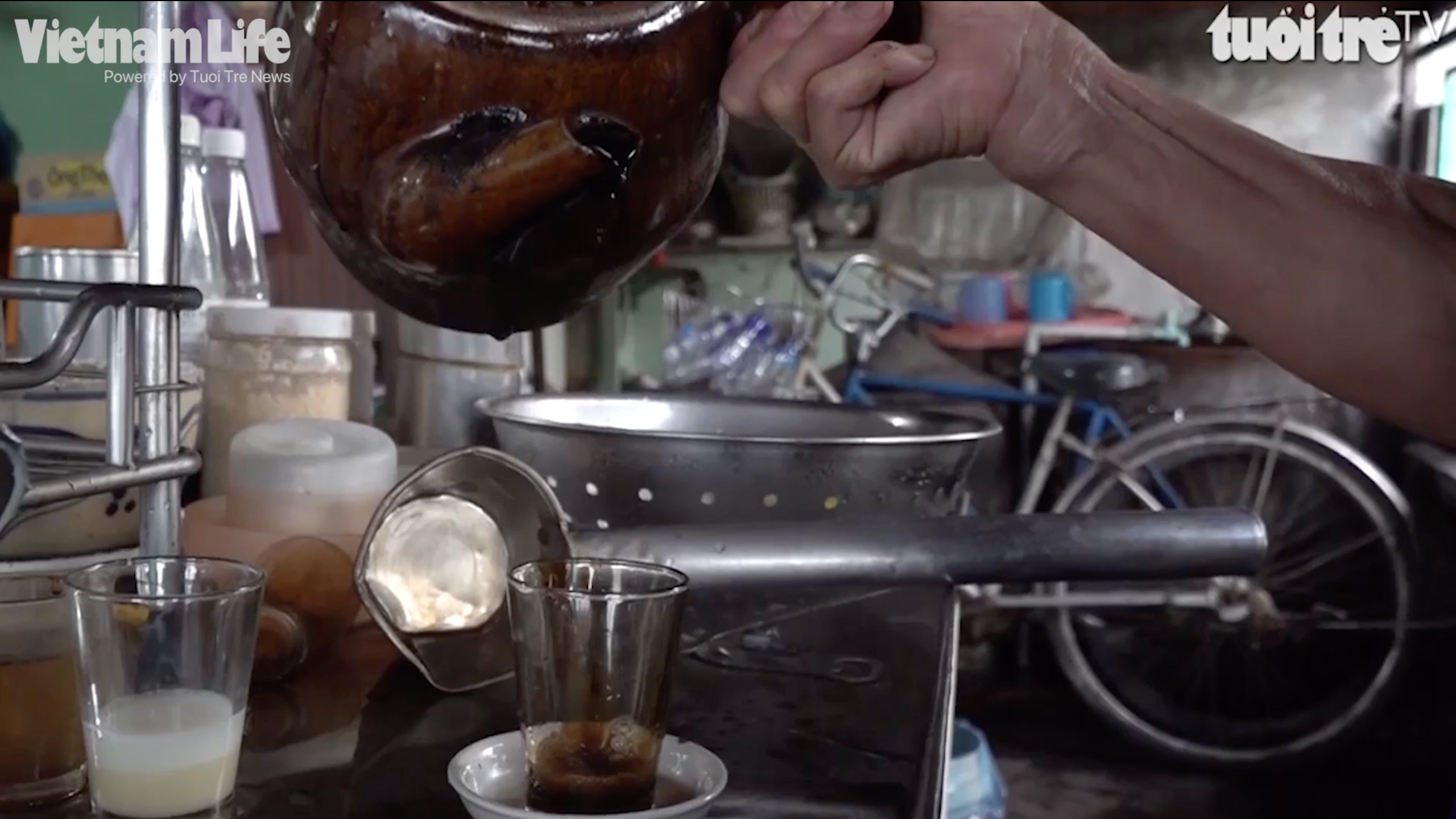 Cloth-filter coffee shop celebrates half a century in southern Vietnam