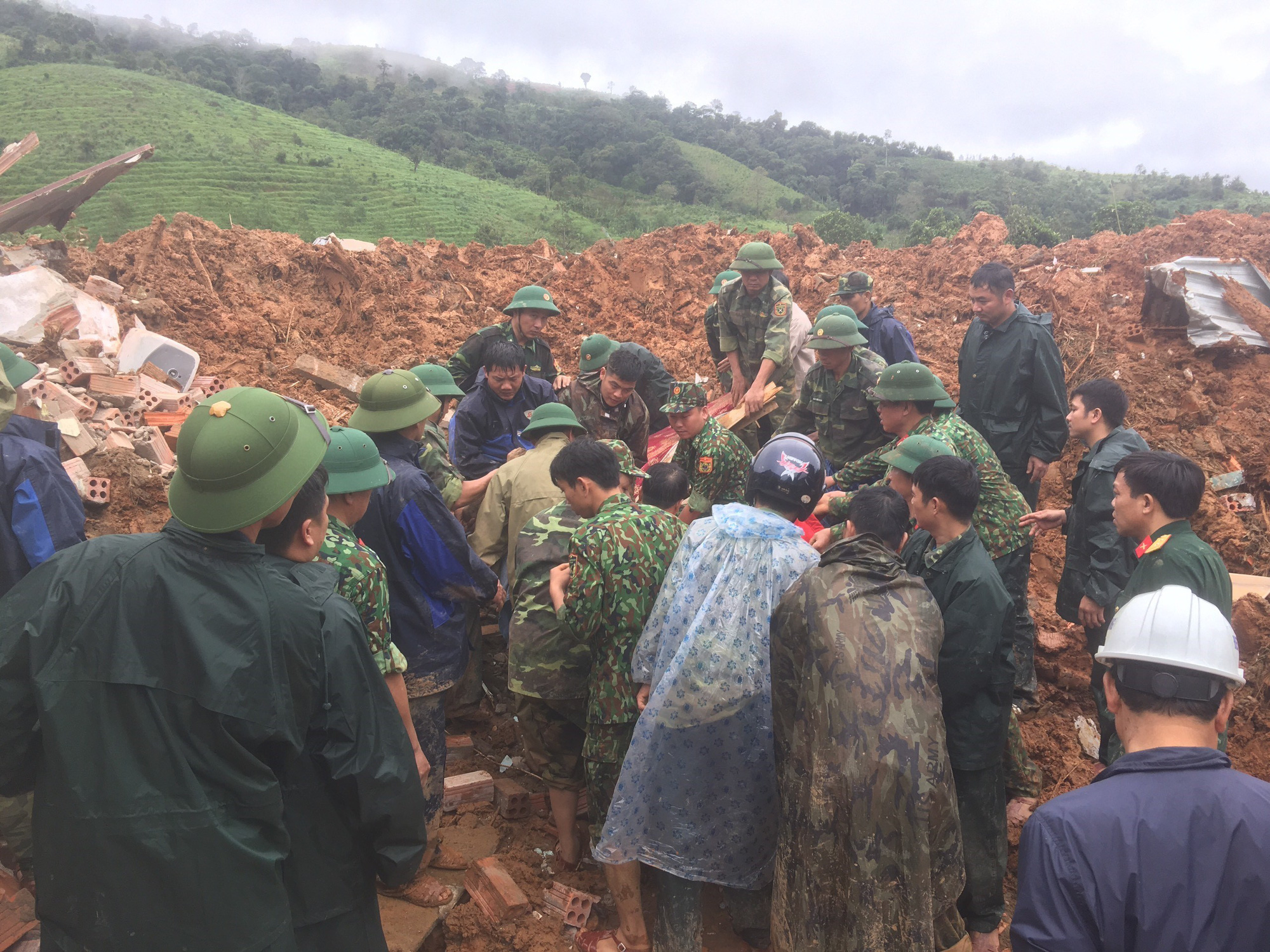 Soldiers buried following mudslide in central Vietnam