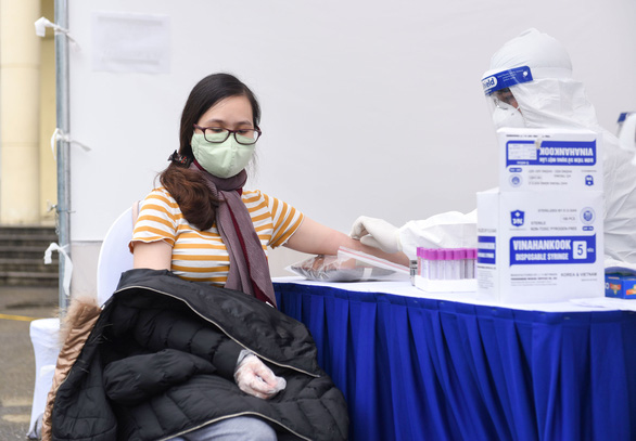 Hanoi, Ho Chi Minh City to further expand paid quarantine