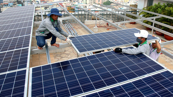Ho Chi Minh City to equip public offices with solar panels