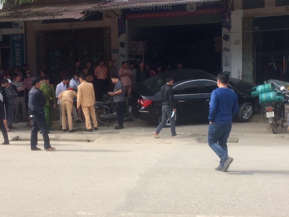 Unlicensed driver kills father, son in hit-and-run in northern Vietnam