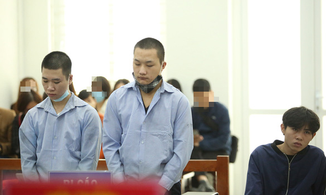 Teenage boys sentenced to 40 years in jail for stabbing, stealing from Hanoi GrabBike driver