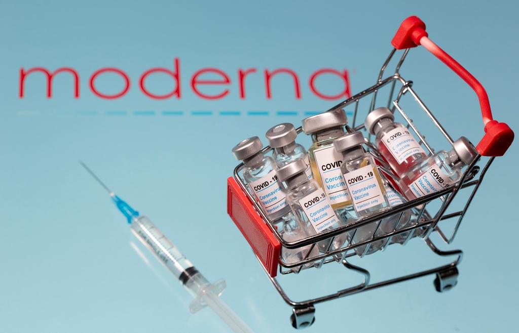 U.S. FDA advisory panel sets stage for Moderna vaccine authorization