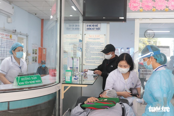 Vietnam health ministry announces 2 imported COVID-19 cases, including Ukrainian, on weekend