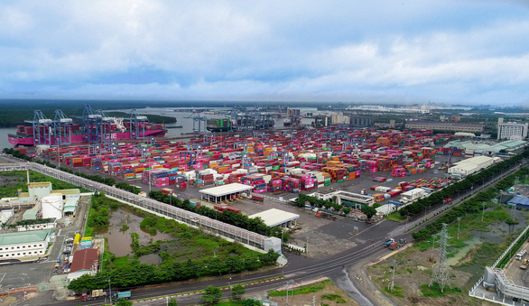 Second int’l seaport in Vietnam receives prestigious green port award