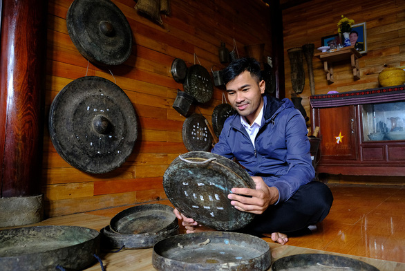 Young Ca Dong archivist keeps art of indigenous cymbals living on