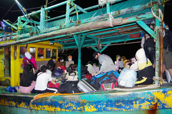 34 Vietnamese caught illegally entering southernmost province from Malaysia