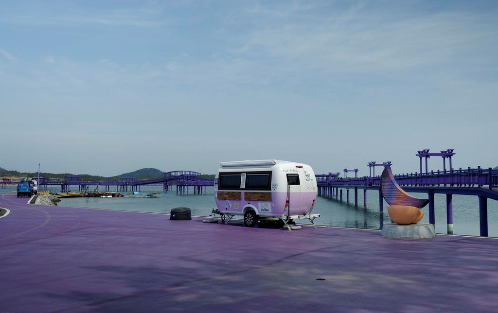 Drenched in purple, South Korean islands draw tourists