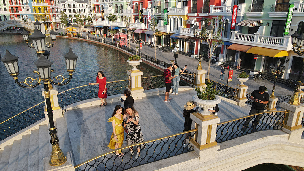 Tourists to spend more in Vietnam’s first-ever ‘sleepless city’
