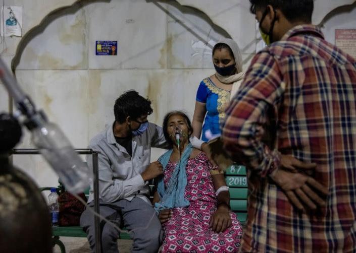 Vietnam repatriates almost 1,000 citizens from India amid coronavirus crisis