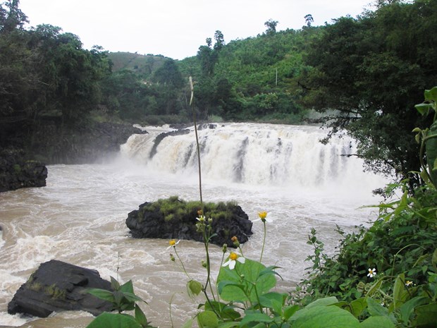 Missing Russian man’s body found at waterfall in Vietnam’s Central Highlands