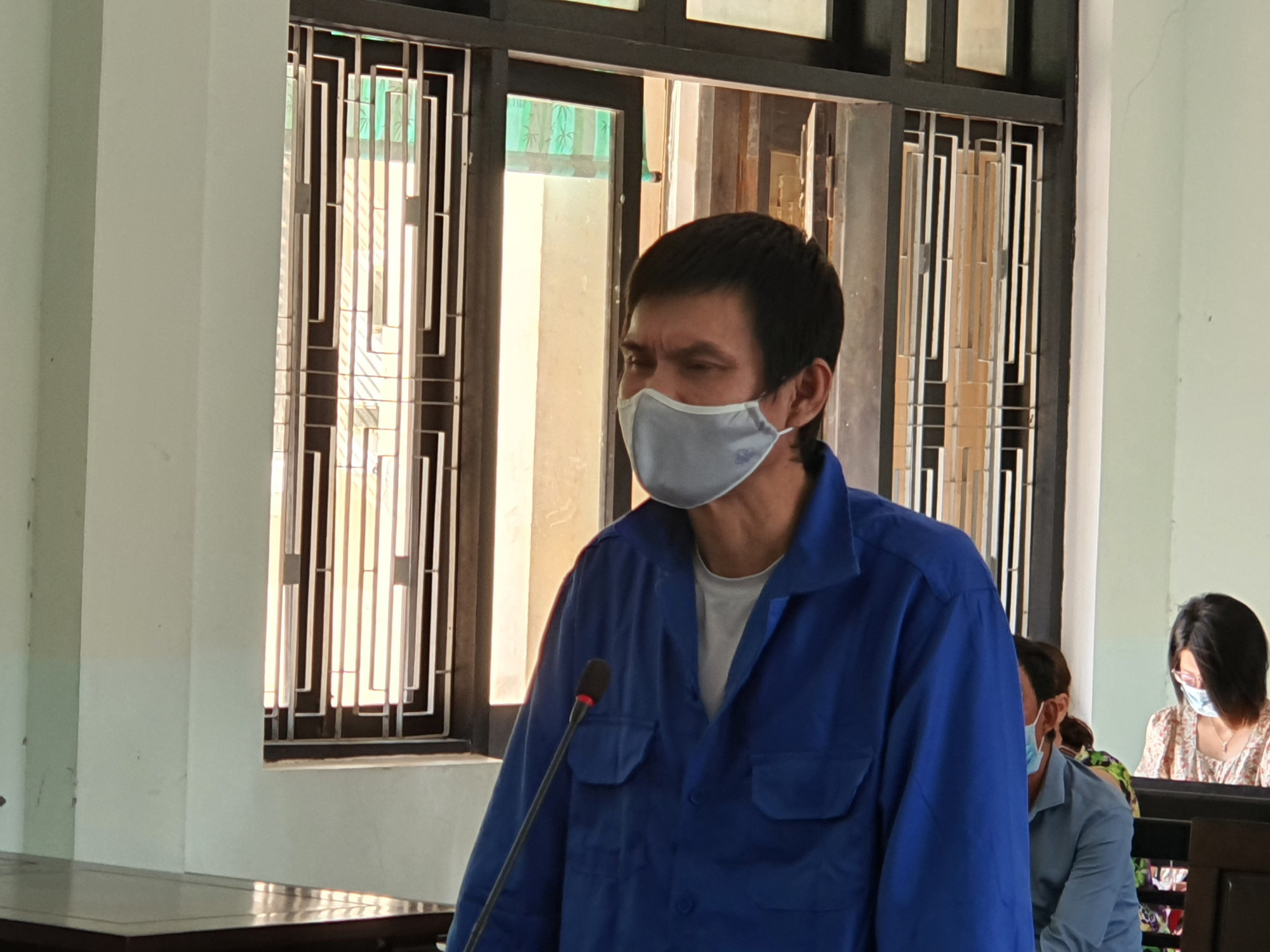 Vietnamese man sentenced to life behind bars for transporting 30,000 drug pills