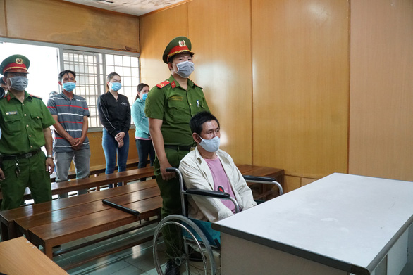 Vietnamese man gets death sentence for arson that killed three