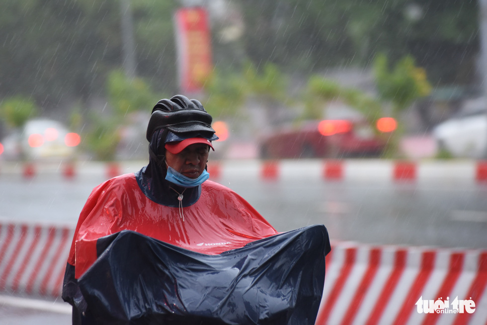 Vietnam’s all three regions prepare for evening rains today