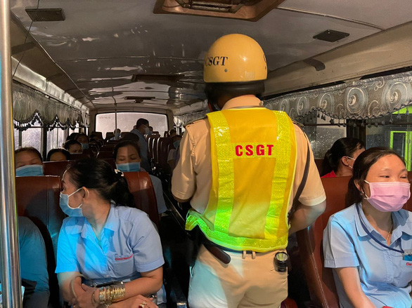 Ho Chi Minh City penalizes passenger buses for flouting COVID-19 curbs