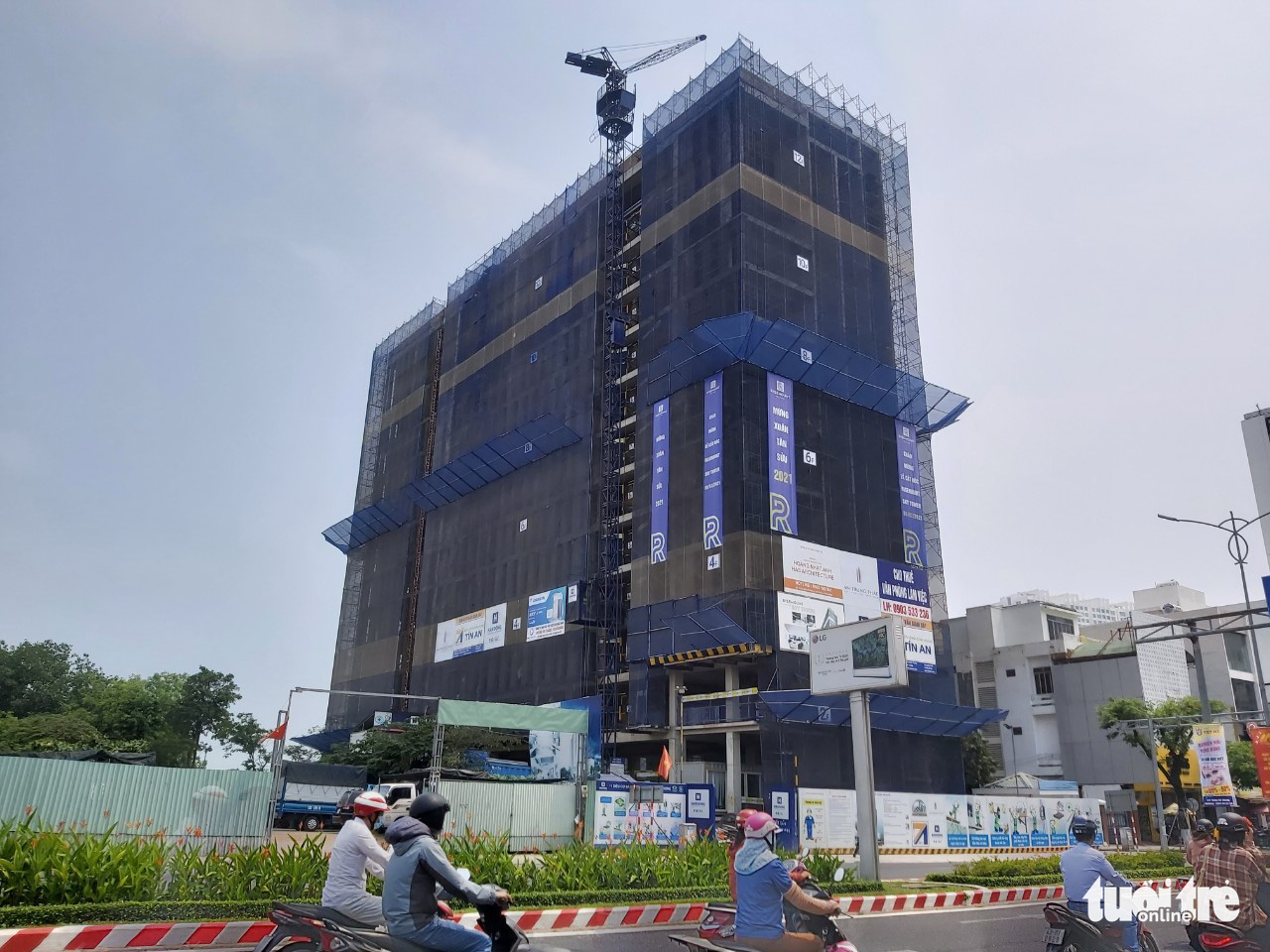 Officetel developer in Da Nang fined over construction violations