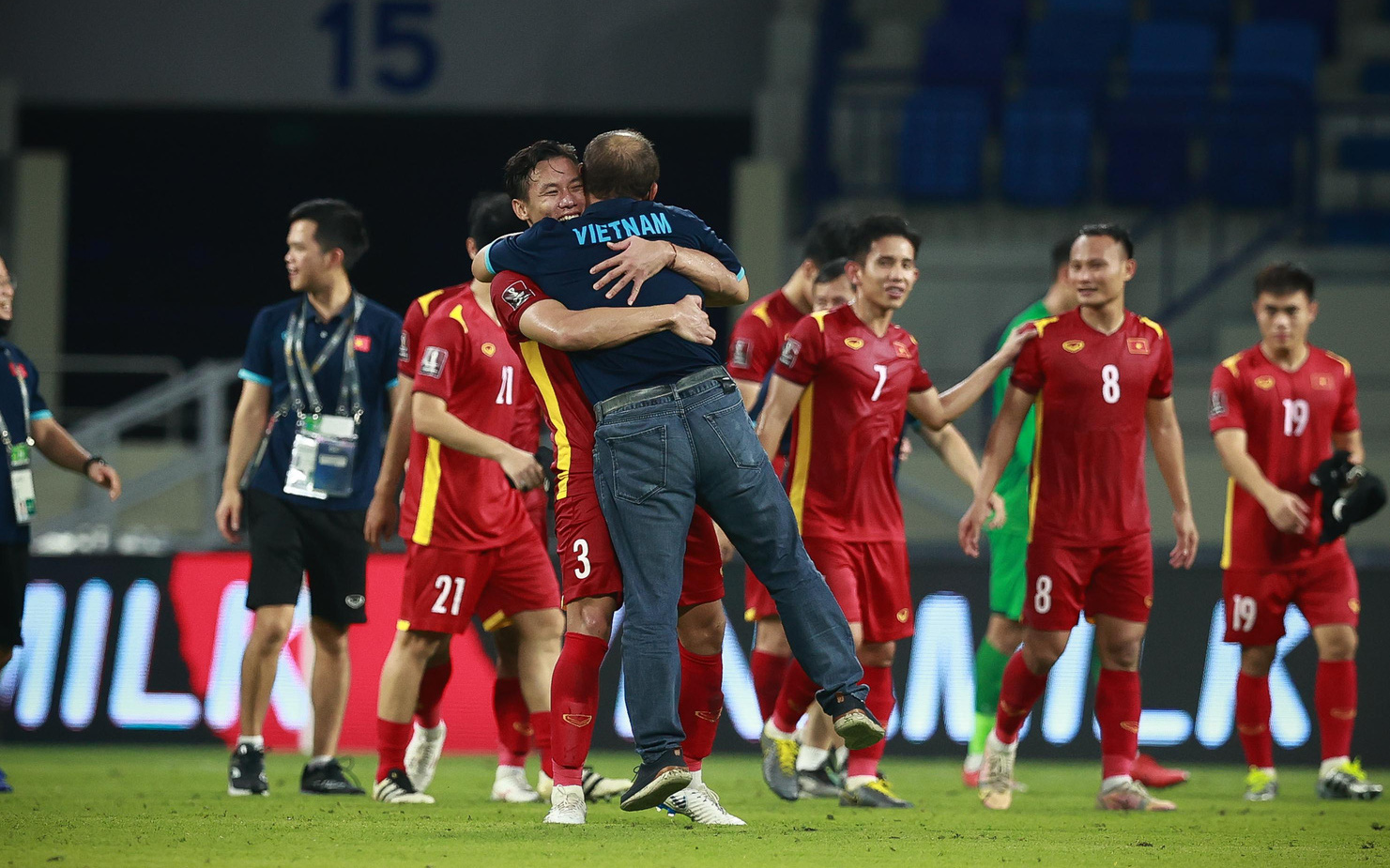 Vietnam’s Prime Minister congratulates men’s football team on win over Malaysia