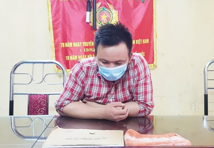 Vietnamese man tests positive for drugs, COVID-19 after disrupting order at checkpoint