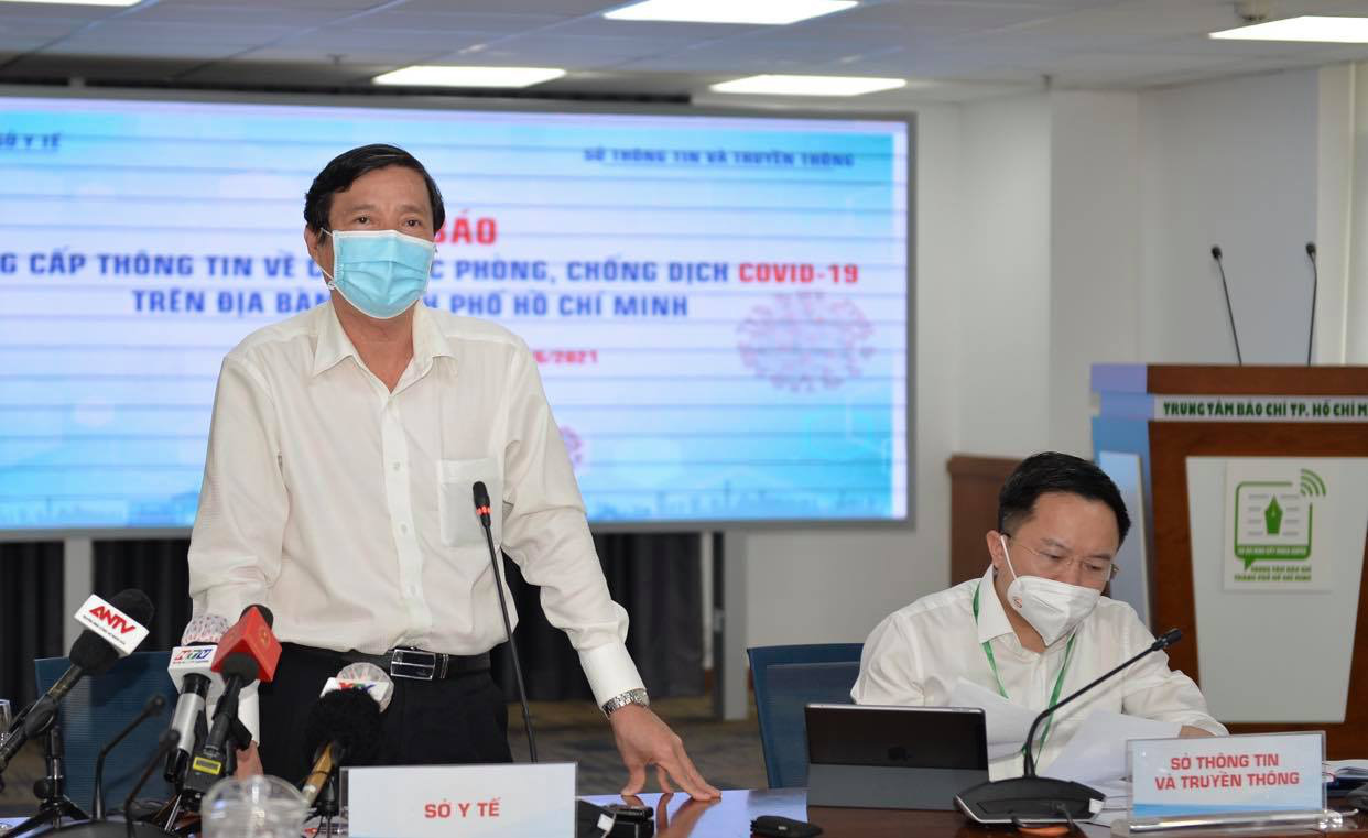 Ho Chi Minh City considers quarantining direct COVID-19 patient contacts at home