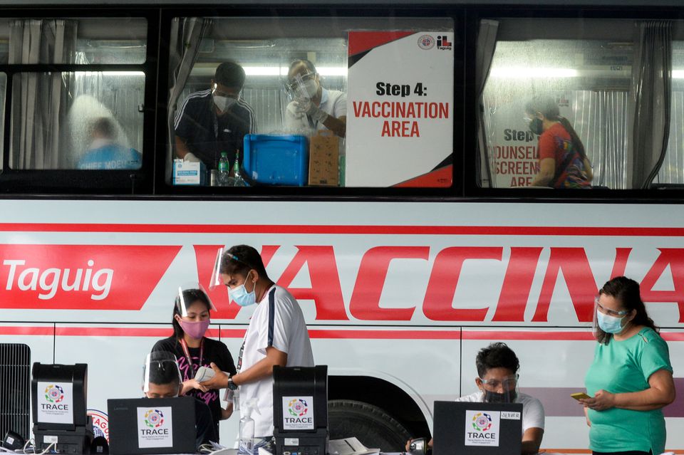 Philippines' Duterte threatens those who refuse the COVID-19 vaccine with jail