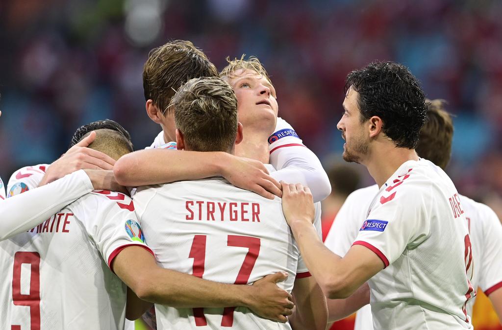 Denmark demolish Wales 4-0 to reach Euro quarters
