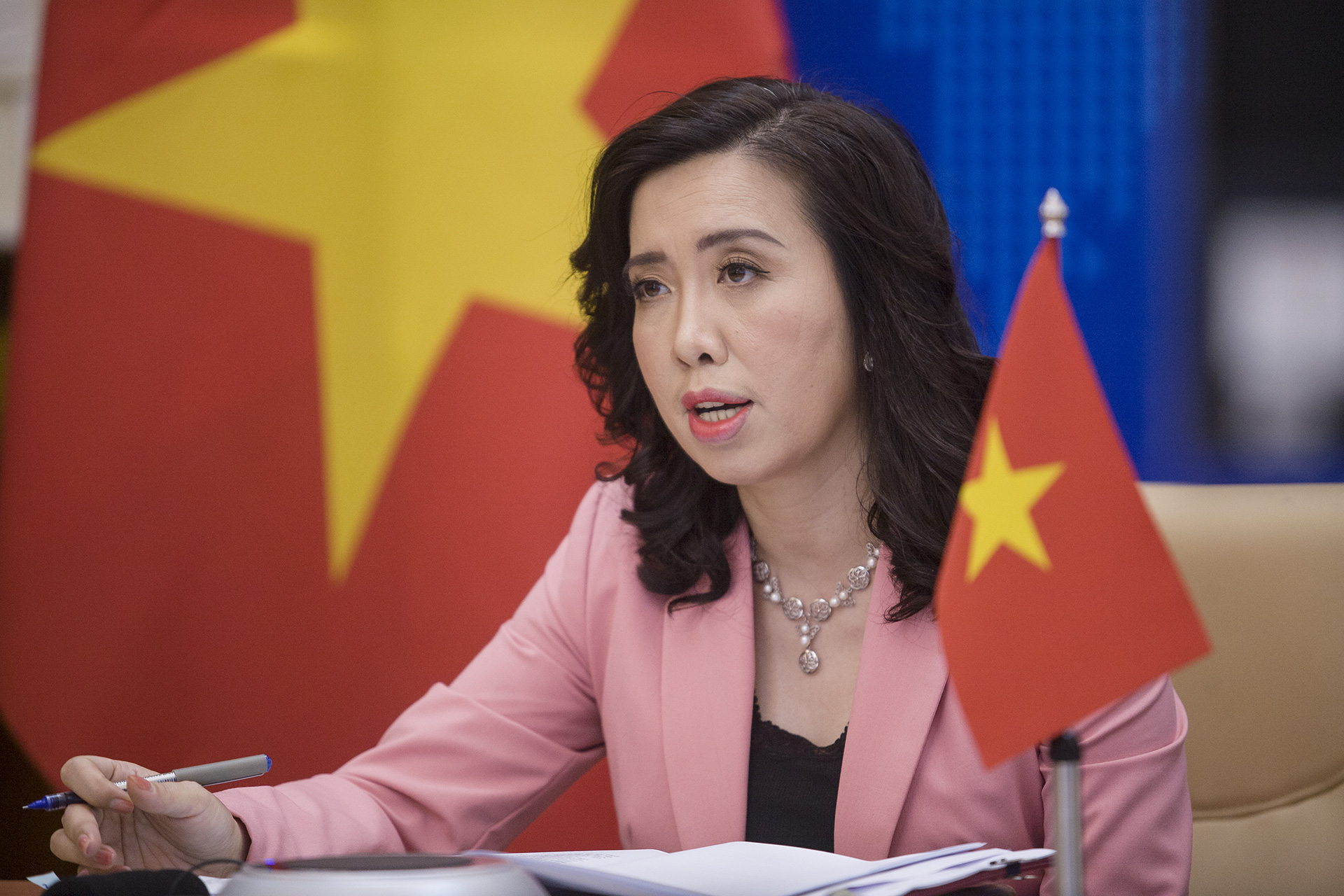 Foreign citizens in Vietnam to be vaccinated against COVID-19: foreign ministry spokesperson