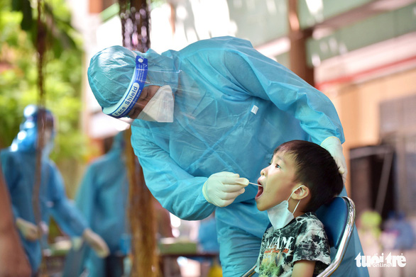 Ho Chi Minh City detects over 1,300 local coronavirus infections on weekend