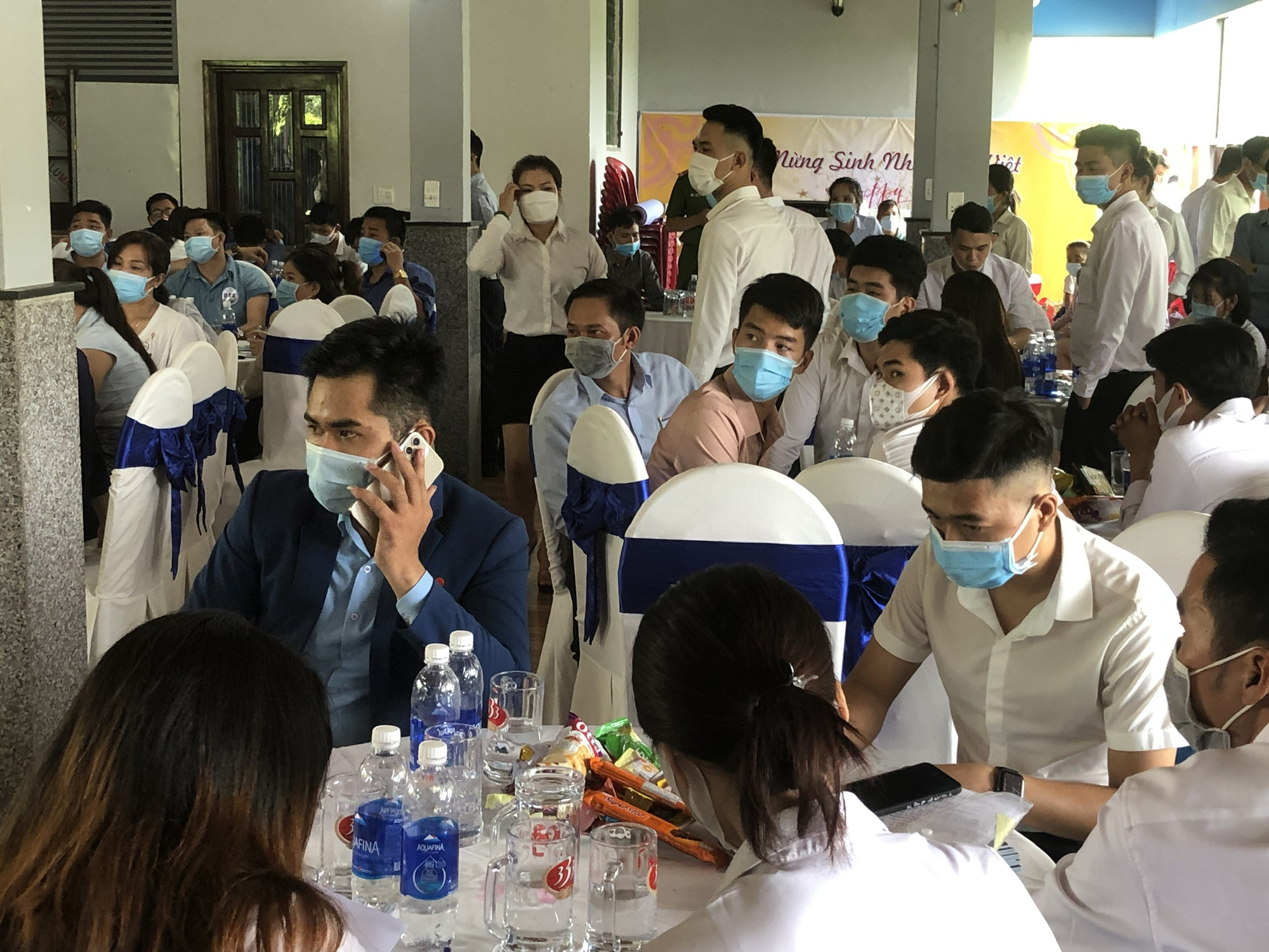 Company, 120 people fined $14,000 for large gathering despite COVID-19 in southern Vietnam