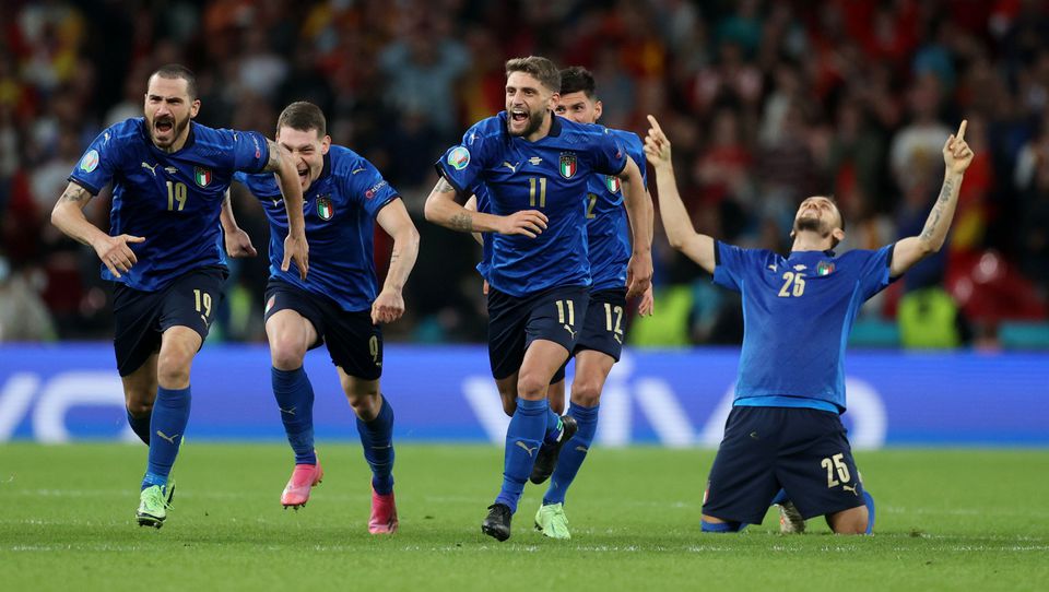 Italy reach final to continue storming comeback from World Cup failure