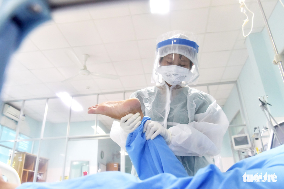 What are Ho Chi Minh City’s COVID-19 quarantine and treatment capacities?