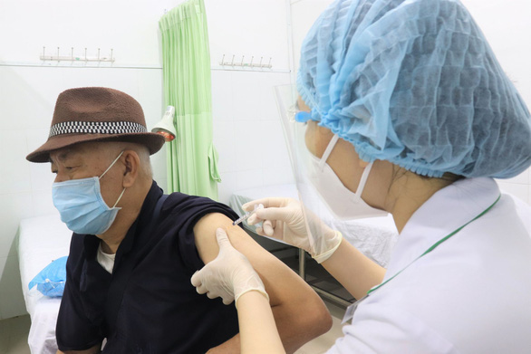 Vietnam to prioritize Pfizer as follow-up jab for people who received first dose of AstraZeneca