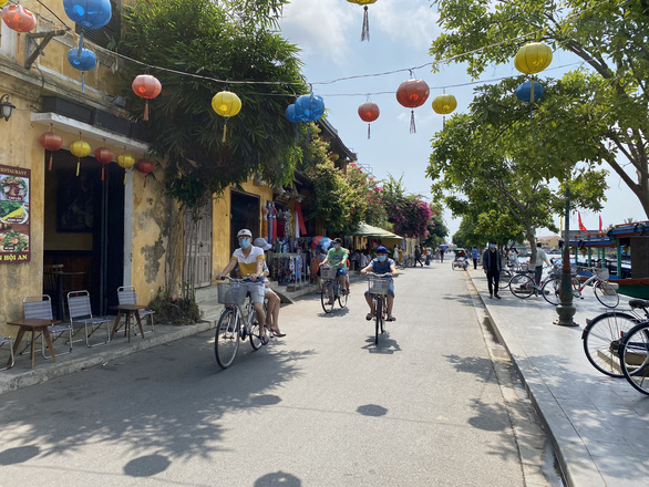 Hoi An to impose citywide movement curb as COVID-19 cases rise