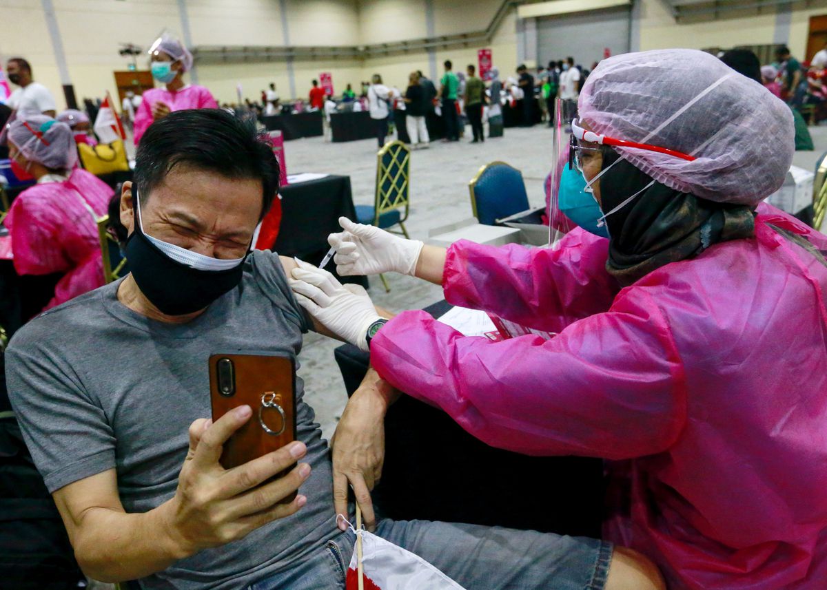 Indonesia's second virus wave has peaked, says health minister