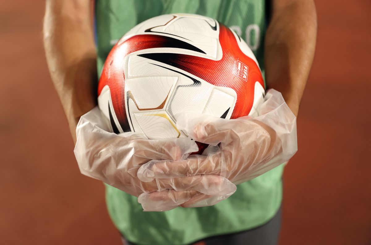 Footballs should be sold with health warning, says dementia expert