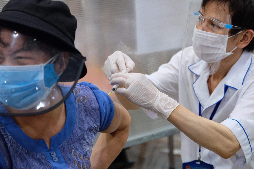 Over 1.6 million COVID-19 vaccine shots allocated to Hanoi, Ho Chi Minh City