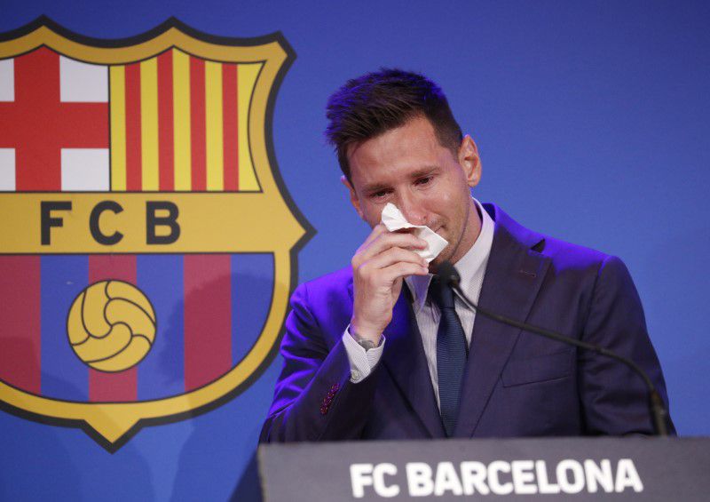 Tearful Messi confirms he is leaving Barcelona, in talks with PSG