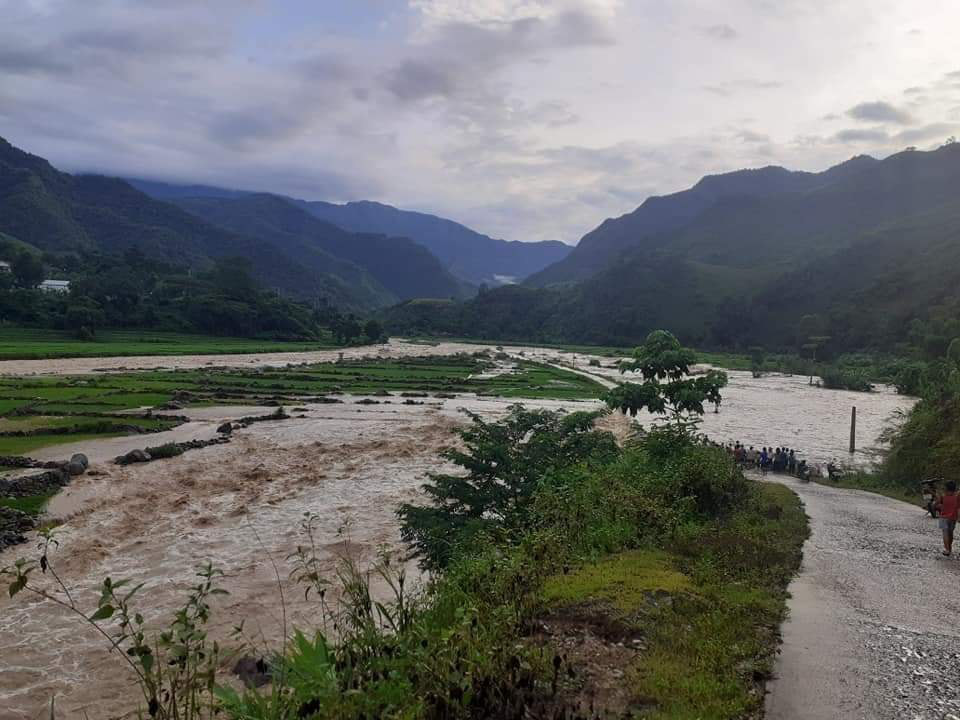 Northern Vietnamese province evacuates over 600 people amidst overnight floods