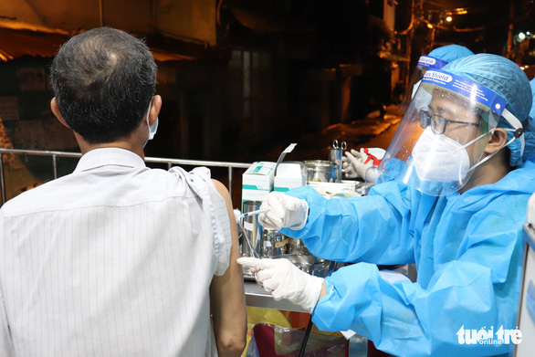 Vietnam announces over 17,000 additional local coronavirus cases