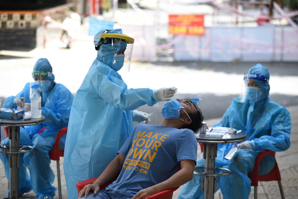Vietnam announces 14,193 new domestic coronavirus cases
