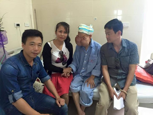 Ethnic Vietnamese women get smiles back thanks to donations